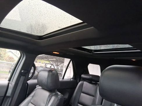 Used 2012 Ford Explorer XLT image 19