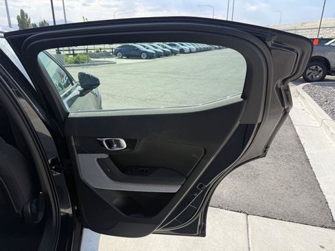 Used 2022 Polestar Polestar 2 w/ Pilot Package AWD/4WD image 18