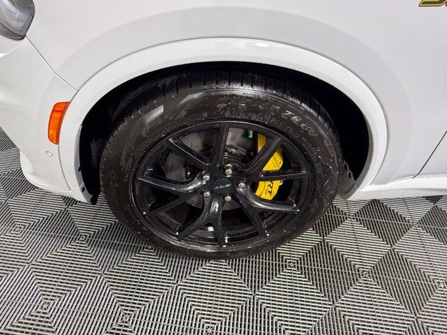 Used 2024 Dodge Durango SRT AWD/4WD image 17