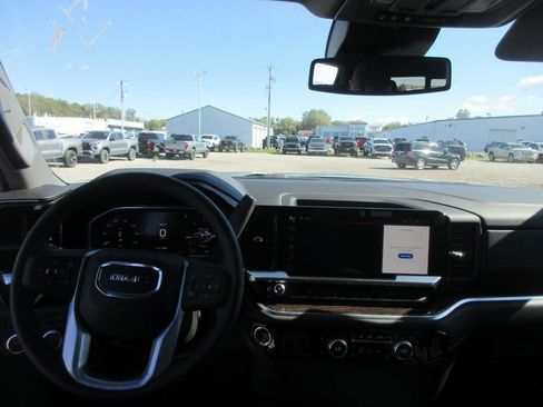 New 2026 GMC Sierra 3500 SLE w/ SLE Value Package image 16