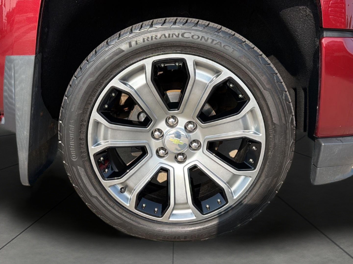 Used 2016 Chevrolet Silverado 1500 LTZ Z71 w/ LTZ Plus Package AWD/4WD image 11