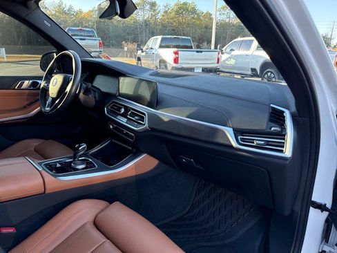 Used 2022 BMW X5 sDrive40i w/ Premium Package image 10
