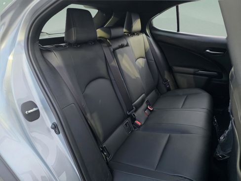 New 2026 Lexus UX 300h FWD image 25