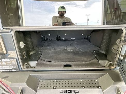 Used 2018 Jeep Wrangler Unlimited Sport S image 21