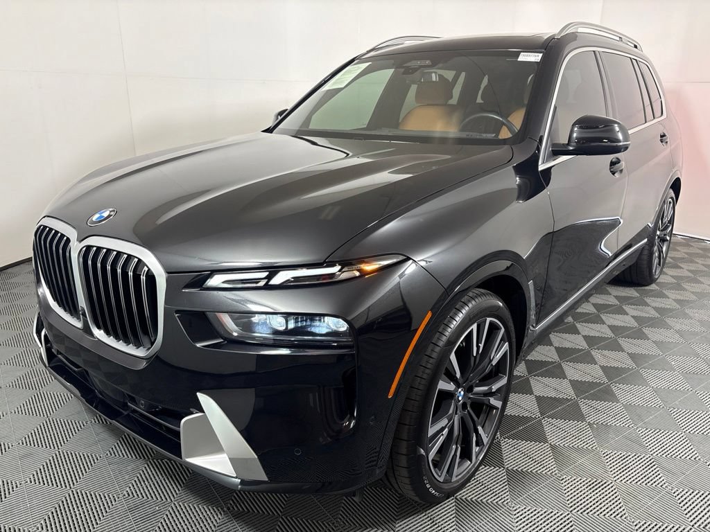 Certified 2026 BMW X7 xDrive40i AWD/4WD image 2