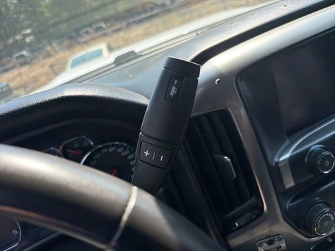 Used 2018 Chevrolet Silverado 2500 LT AWD/4WD image 25