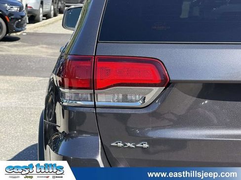 Certified 2020 Jeep Grand Cherokee Limited AWD/4WD image 12