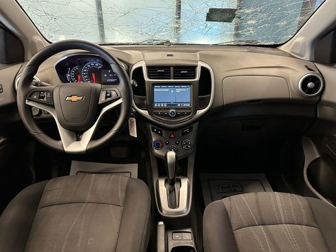 Used 2019 Chevrolet Sonic LT FWD image 9