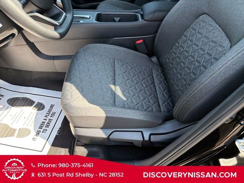 New 2026 Nissan Kicks SV w/ SV Premium Package FWD image 12