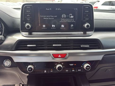 Used 2020 Kia Telluride LX FWD image 21