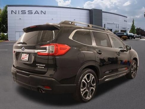 Used 2023 Subaru Ascent Limited w/ Technology Package AWD/4WD image 3
