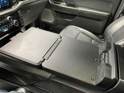 Used 2025 Ford F150 Lariat w/ Equipment Group 501A Mid AWD/4WD image 19