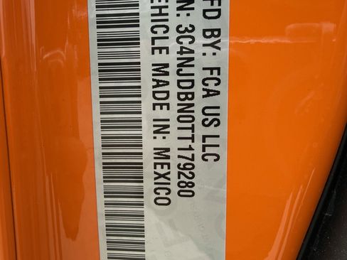 New 2026 Jeep Compass Latitude AWD/4WD image 18