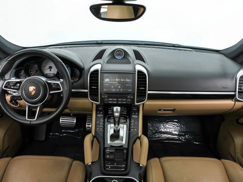 Used 2017 Porsche Cayenne S w/ Premium Plus Package image 14