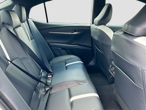 New 2025 Toyota Camry SE w/ Convenience Package FWD image 25