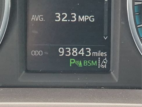 Used 2017 Toyota RAV4 Limited w/ Advanced Technology Package AWD/4WD image 11