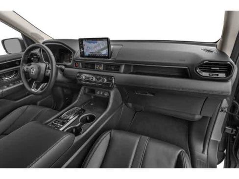 Used 2024 Honda Pilot Touring image 18