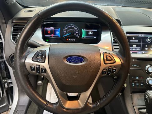 Used 2014 Ford Taurus SEL w/ Equipment Group 201A image 14