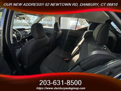 Used 2022 Nissan Kicks SV FWD image 21