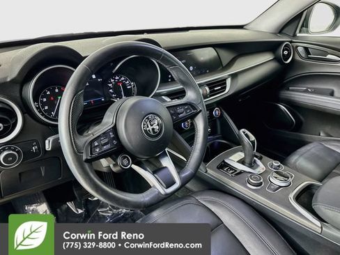 Used 2020 Alfa Romeo Stelvio Ti AWD/4WD image 11