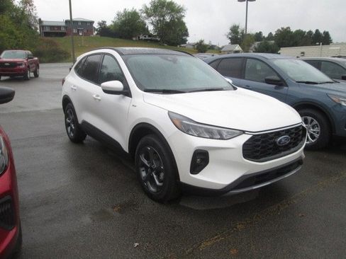 New 2026 Ford Escape ST-Line Select image 3