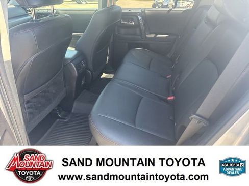 Used 2022 Toyota 4Runner TRD Off-Road Premium AWD/4WD image 13