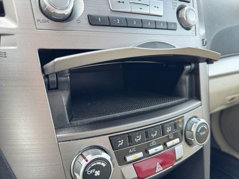 Used 2013 Subaru Outback 2.5i Premium w/ Popular Pkg 1A image 17