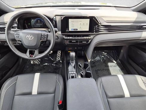 Used 2026 Toyota Camry SE FWD image 16