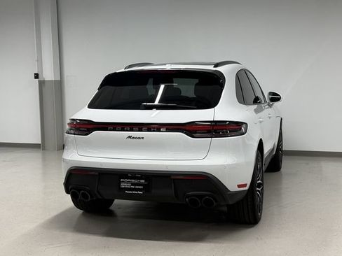 Certified 2026 Porsche Macan AWD/4WD image 10