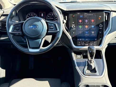 Used 2022 Subaru Outback Premium image 2