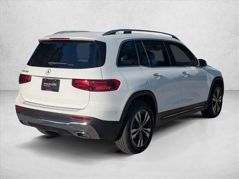 Certified 2025 Mercedes-Benz GLB 250 image 5