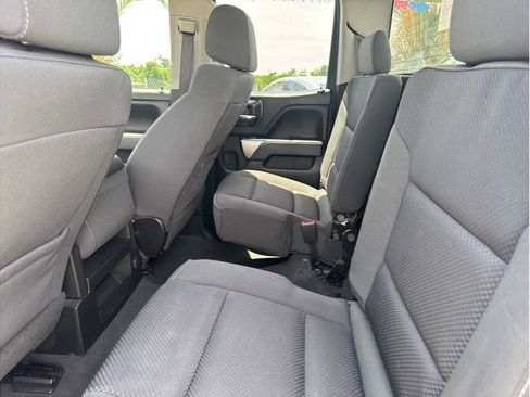 Used 2019 Chevrolet Silverado 1500 LT w/ LPO, Black Pack AWD/4WD image 11