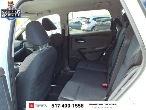 Used 2021 Nissan Rogue SV AWD/4WD image 12