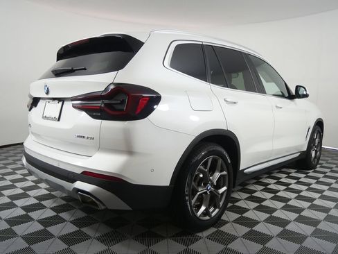 Certified 2024 BMW X3 sDrive30i w/ Convenience Package w/ZPA RWD image 3