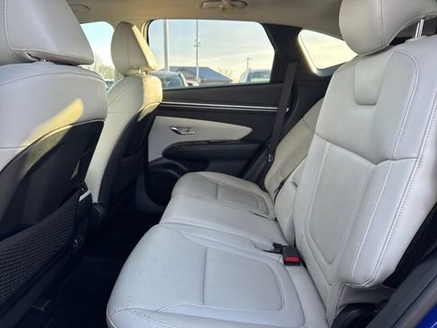 Used 2022 Hyundai Tucson Limited image 9