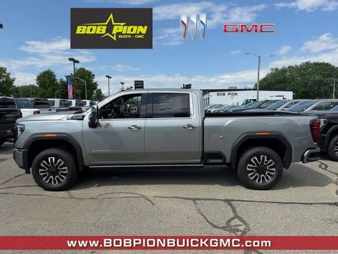 New 2026 GMC Sierra 2500 Denali Ultimate AWD/4WD image 2