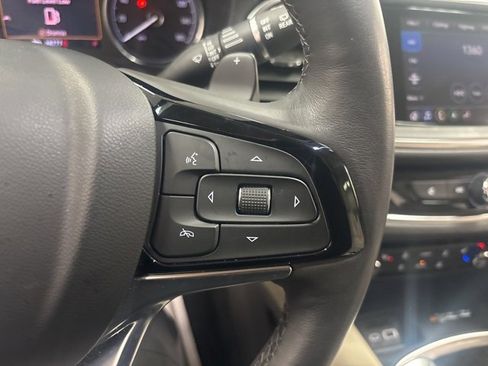 Used 2023 Buick Enclave Essence w/ Experience Buick Package image 20