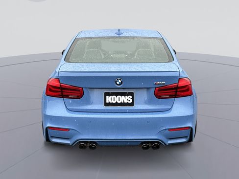 Used 2018 BMW M3 RWD image 15