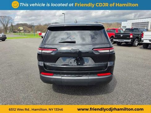 Used 2023 Jeep Grand Cherokee L Limited w/ Black Appearance Package AWD/4WD image 6