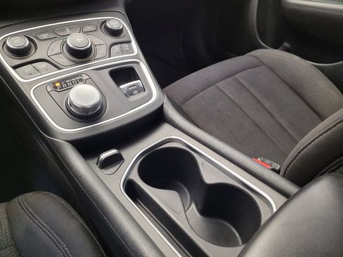 Used 2015 Chrysler 200 Limited w/ Convenience Group image 26