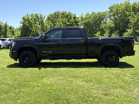 New 2026 GMC Sierra 2500 AT4 w/ AT4 Premium Plus Package AWD/4WD image 13