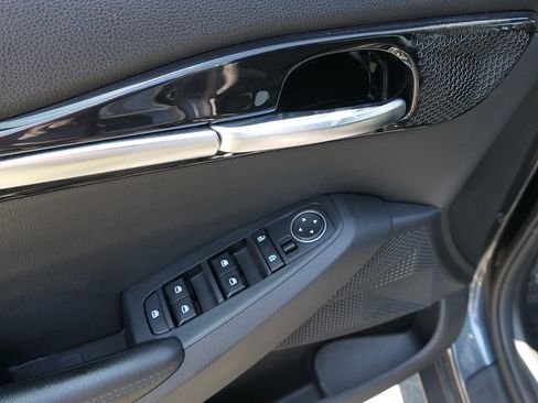 Used 2022 Kia Seltos S FWD image 9