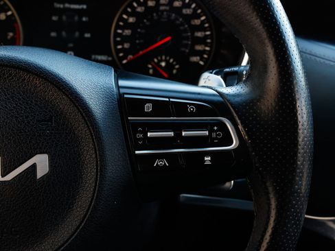 Used 2022 Kia Stinger GT2 image 30