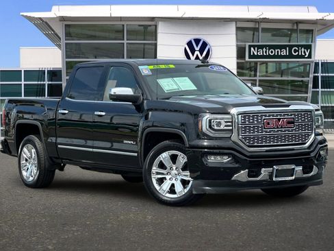 Used 2018 GMC Sierra 1500 Denali RWD image 2