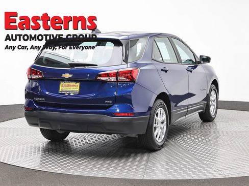 Used 2022 Chevrolet Equinox LS AWD/4WD image 5