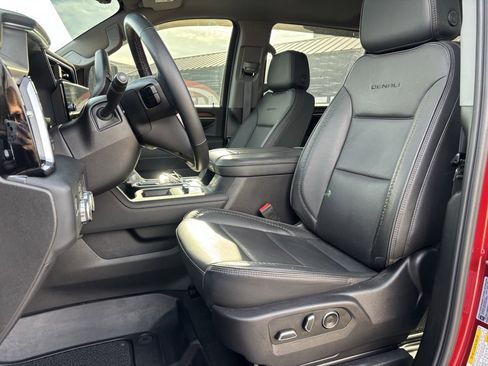 Used 2024 GMC Sierra 3500 Denali w/ Denali Reserve Package image 22