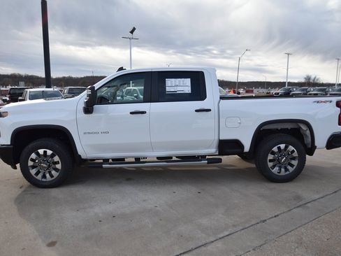 New 2026 Chevrolet Silverado 2500 Custom w/ Custom Value Package image 8