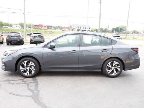 Used 2025 Subaru Legacy Premium AWD/4WD image 5