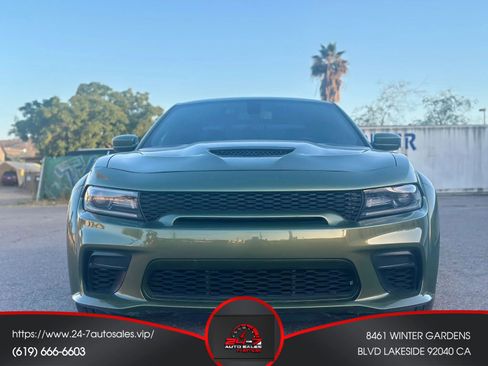 Used 2021 Dodge Charger SXT w/ Plus Group RWD image 2