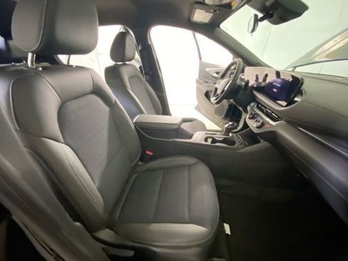 Used 2024 Buick Envista Preferred w/ Convenience I Package image 37